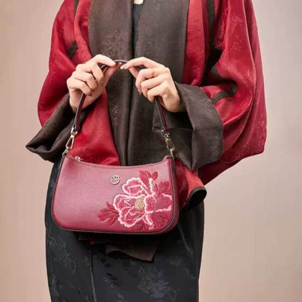 9_刺繍_レザー_赤_ショルダーバッグ_牡丹_レディース_ハンドバッグ 9_Embroidery_Leather_Red_Shoulder_Bag_Peony_Women_s_Hobo_Handbag