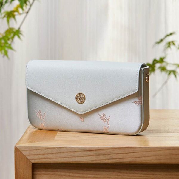 Brocade_Jacquard_Chic_Elegant_Lady_Clutch_Bag_-_SinoCultural-2462273 Brocade_Jacquard_Chic_Elegant_Lady_Clutch_Bag_-_SinoCultural-2462273