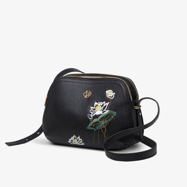 刺繍_レザー_ブラック_ロータス_ショルダーバッグ_-_中文2470508 Embroidery_Leather_Black_Lotus_Shoulder_Bag_-_SinoCultural-2470508