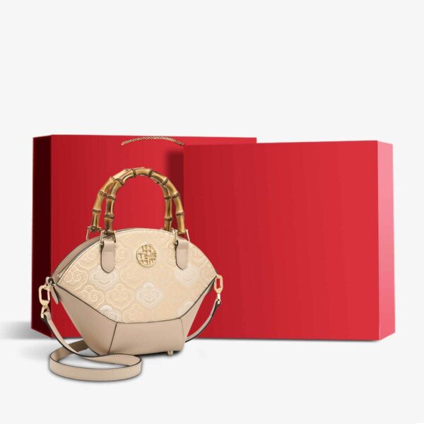 刺繍_レザー_トートバッグ_バンブーハンドル_吉祥雲_-_中文-2476010 Embroidery_Leather_Tote_Bag_Bamboo_Handle_Auspicious_Cloud_-_SinoCultural-2476010