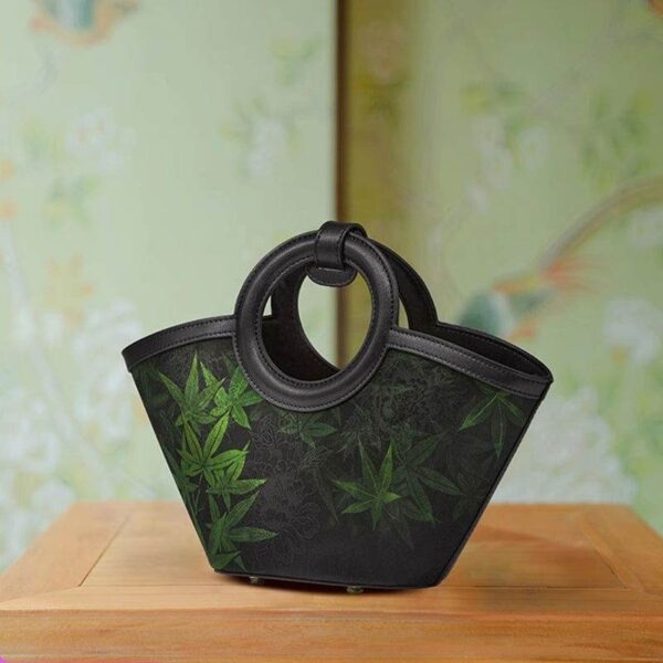 歌_蝋細工_黒_楓_葉_籠_袋_中_文化-2482955 Song_Brocade_Black_Maple_Leaves_Basket_Bag_-_SinoCultural-2482955