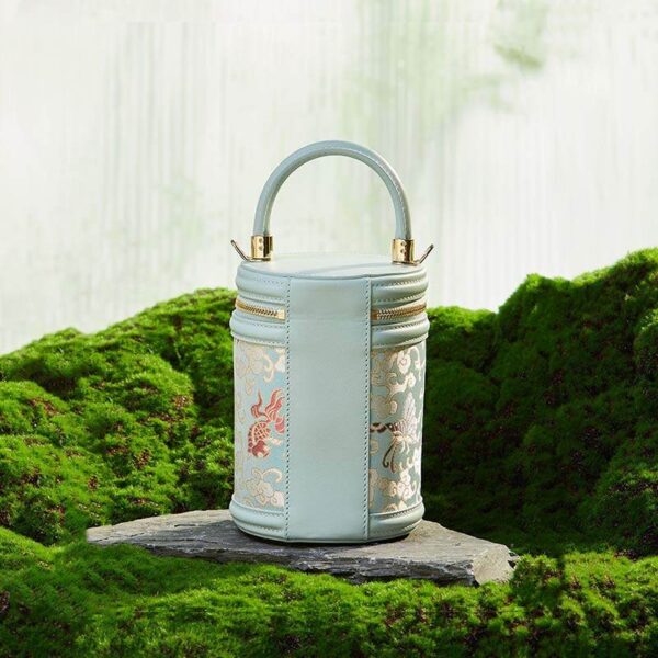 歌_ブロケード_レザー_バケット_シリンダー_バッグ_-_中文-2483368 Song_Brocade_Leather_Bucket_Cylinder_Bag_-_SinoCultural-2483368