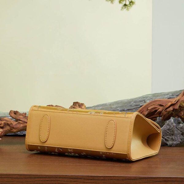 Song_Brocade_Silk_Bamboo_Handle_Handabag_-_SinoCultural-2483711 Song_Brocade_Silk_Bamboo_Handle_Handabag_-_SinoCultural-2483711