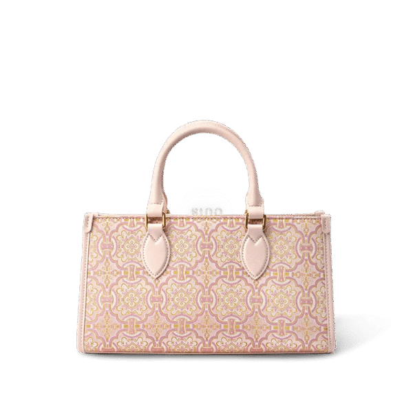 song-brocade-leather-handbag-pink-gold-dingsheng-motif-front-view song-brocade-leather-handbag-pink-gold-dingsheng-motif-front-view