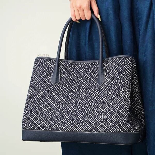 zhuang-brocade-embroidered-leather-shoulder-bag-model-single-handheld-blue-dress zhuang-brocade-embroidered-leather-shoulder-bag-model-single-handheld-blue-dress